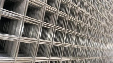 75mm 50mm malla electrosoldada para jaula farm fence materials pvc coated welded steel wire mesh panel1