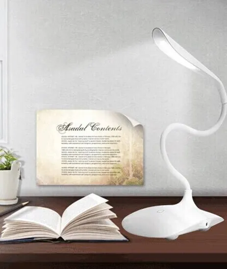 Lámpara de escritorio LED de control táctil ajustable con protección para los ojos1