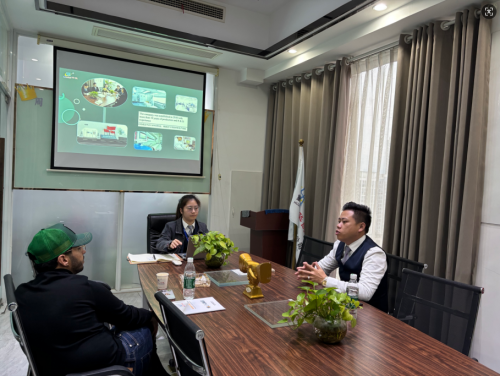 아랍 고객을 진심으로 환영합니다. 특히 중국 카이 그룹을 방문하여 아랍 시장에서의 전략적 협력을 논의합니다.