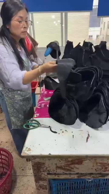 Leather Dress Shoe Manufacturing Process – From Cowhide to Finished Footwear