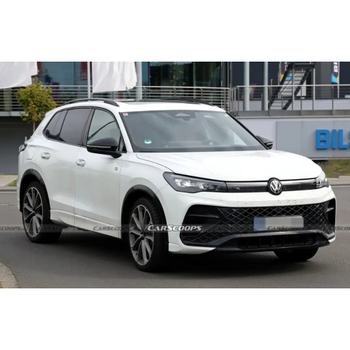 В сеть попали шпионские снимки Volkswagen Tiguan R