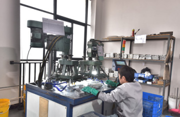 Yurun Precision Equipment