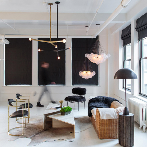 How to choose a modern decorative chandelier for your home