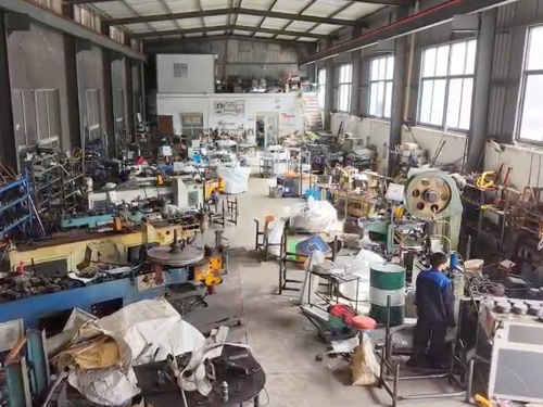 شركة Yuyao Zhengfeng Machinery: أكثر من 20 عامًا من التصنيع الاحترافي للمثبتات الصناعية ذات السلسلة الكاملة