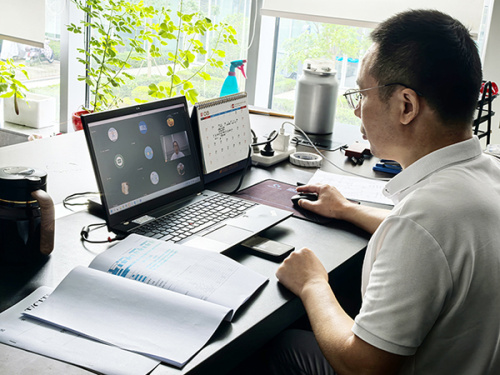 La participation de Suzhou Jingge Ding à la formulation de normes pour les piles à combustible et les matériaux des batteries sodium-ion démontre sa force technique