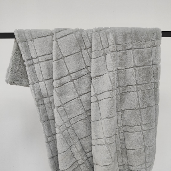 Geometric Textured Plush Blanke