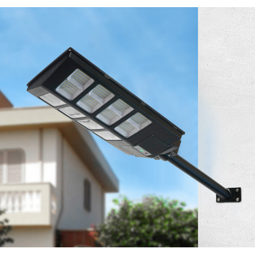 The reason why lithium battery solar street lights are more cost-effective than traditional street lights