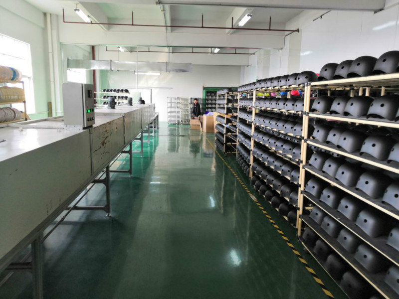 Dongguan Yoloon Sports Goods Co.,LtD