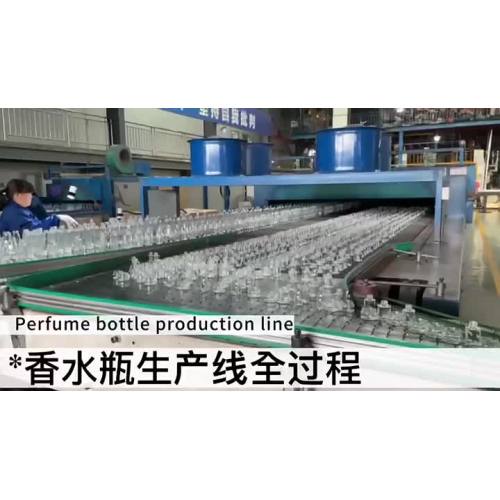 Taller de producción de botellas de perfume
