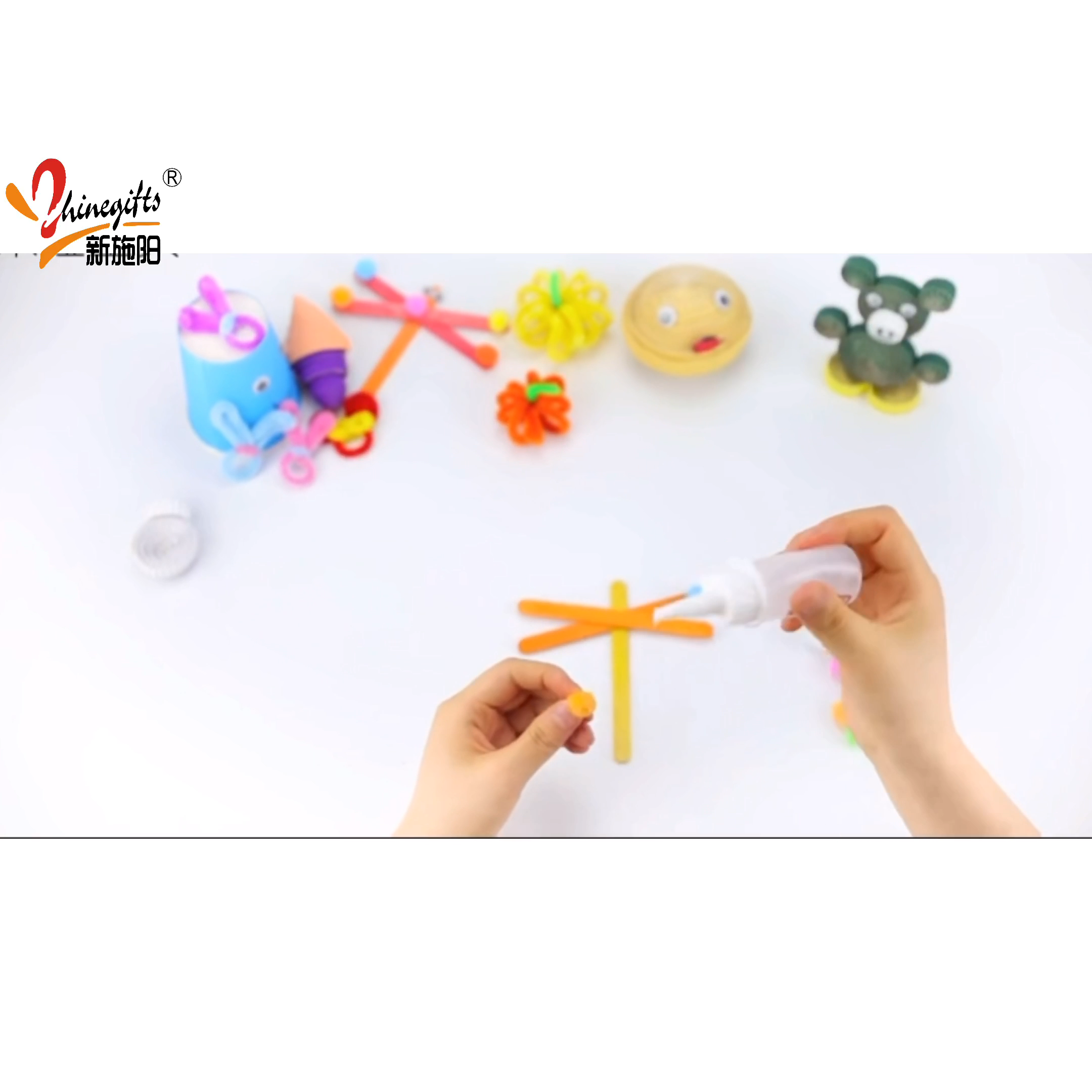 Competitive Price Children DIY Arts and Crafts Set Toys Pipe Cleaner Wiggle Googly Eyes Box Diy Pom Poms Craft Set1