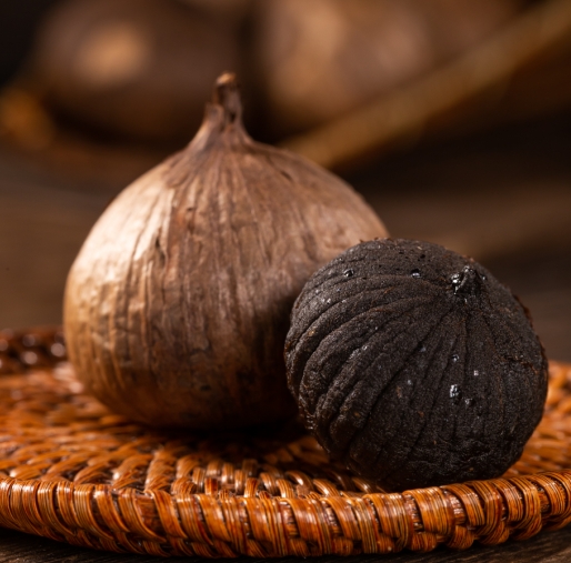 Black Garlic Whole for Eating