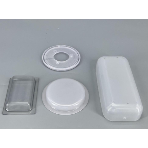 Plastic molding processing technology of raw materials