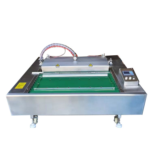 Continuous rolling vacuum packaging machine 