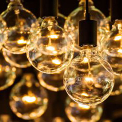 How to choose a light bulb suitable for E27 lamp holder of glass pendant lamp?