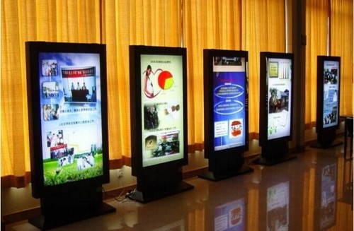 红色耐力板的机械性能是什么