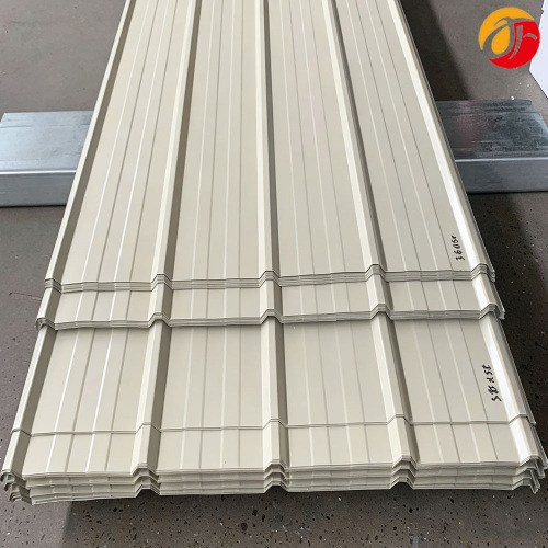 Nova folha de telhado de metal corrugado galvanizado revestido de cor bege lançada para construção de edifícios industriais e residenciais