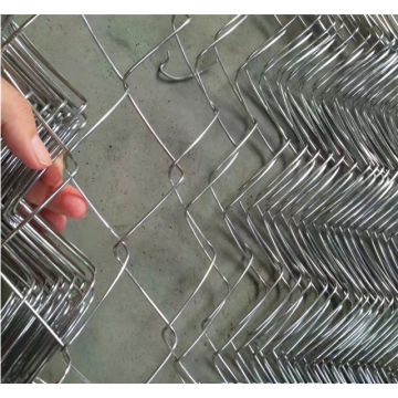 Ten Chinese Electro Galvanized Chain Link Fence Suppliers Popular in European and American Countries