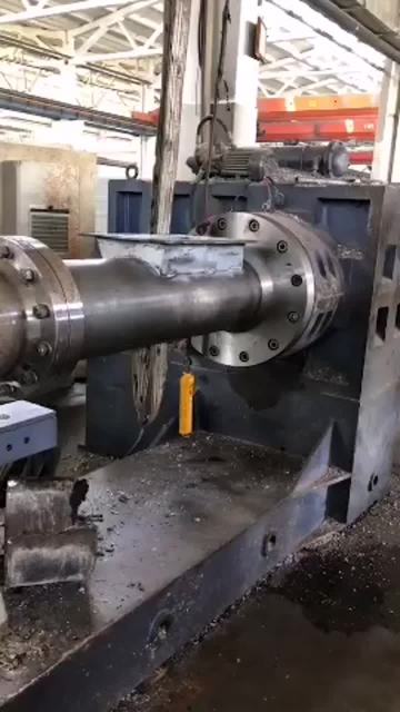 OUR 250MM SCREW AND BARREL 