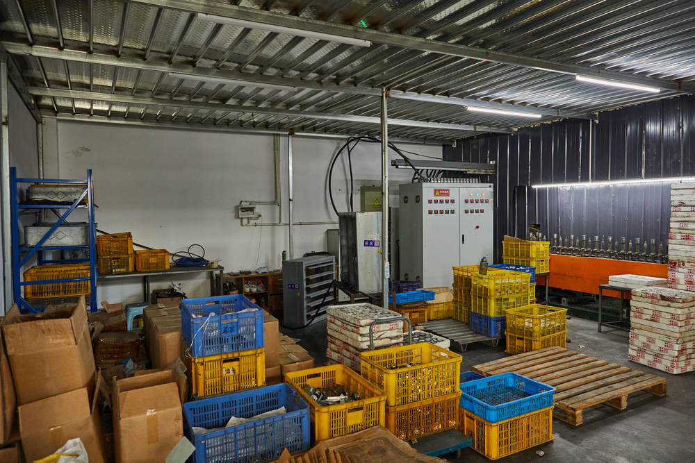 Raw material warehouse