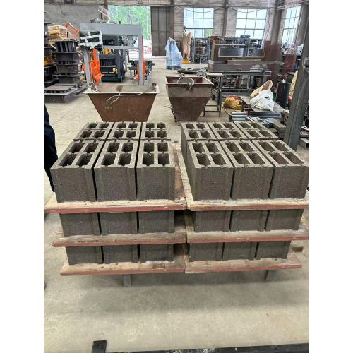 Полностью автоматическая машина для изготовления кирпича