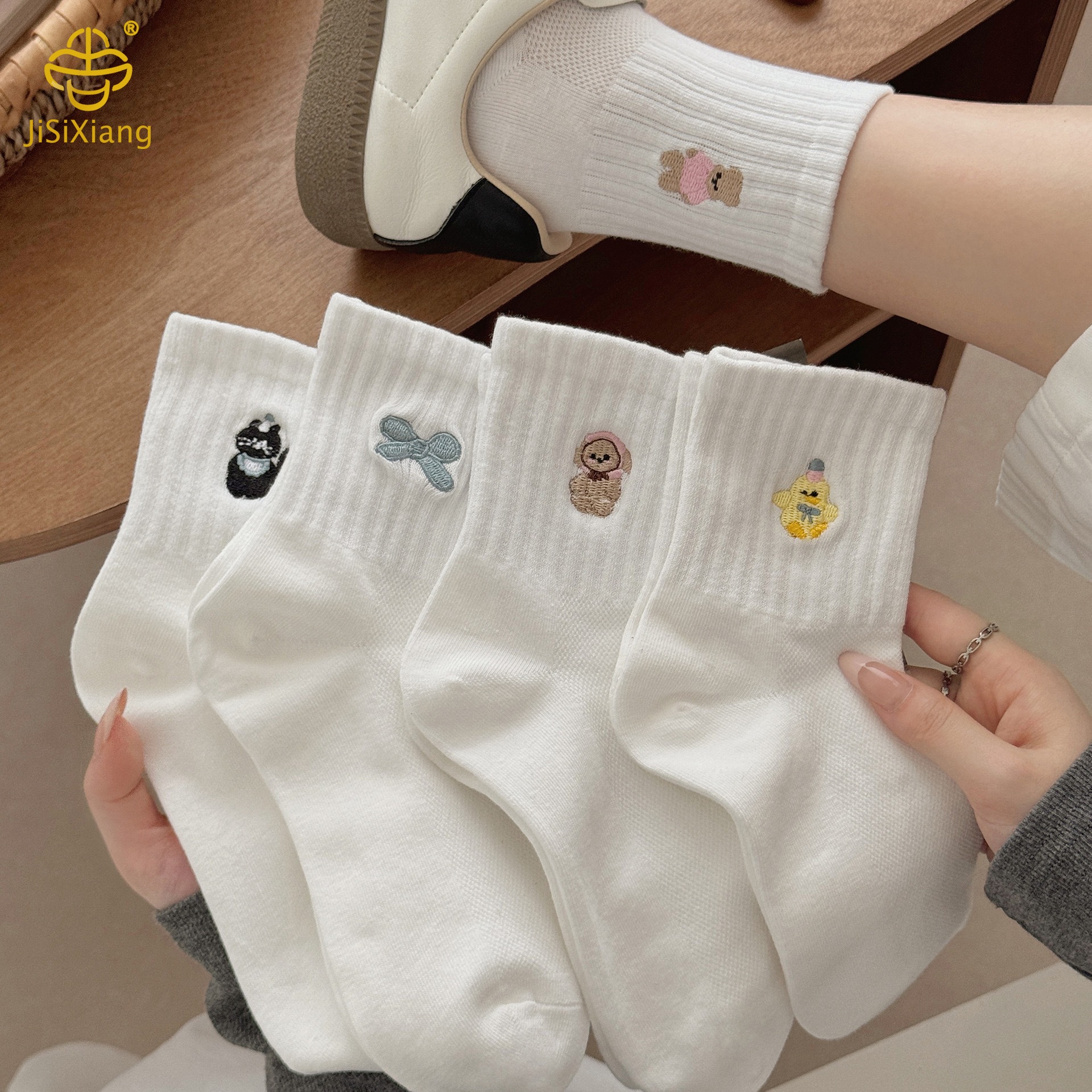 한국 버전 만화 자수 메쉬 아이 튜브 양말 대학 스타일