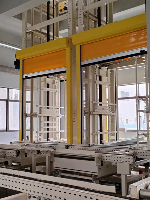 Kenvo -Tür installiert PVC Stoff Rapid Roller -Verschluss Türen in automatisiertem Materialhandling Lagerhaus