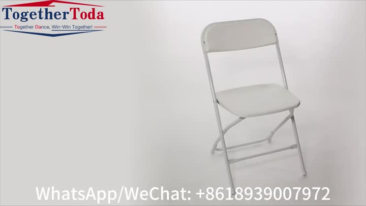 Cadeira dobrável de plástico