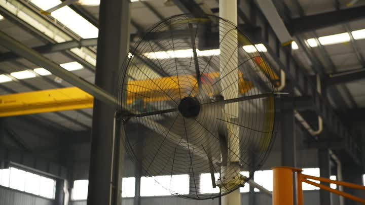 Industrial large energy-saving wall fan