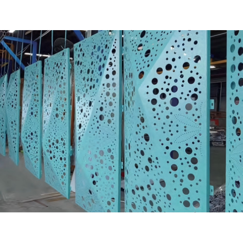 Процесс технологии напыления на поверхность алюминиевого шпона