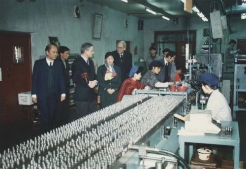 Yüzyıllık Güç: Tiger Head'in 100 Yıllık Mirası Modern Pil Yeniliğini Nasıl Güçlendiriyor?