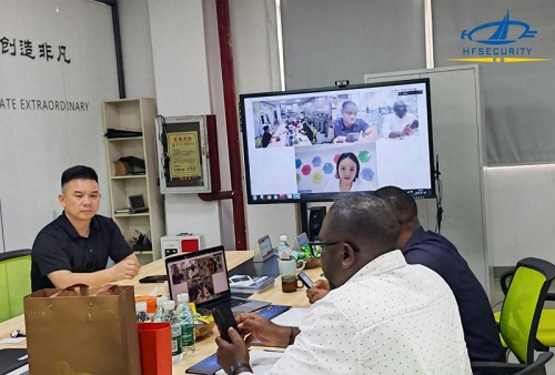 Ghanaian ဖောက်သည်များသည် Identity Verification Solutions များကို ဆွေးနွေးပြီး အနောက်အာဖရိကဈေးကွက်ကို ပူးတွဲချဲ့ထွင်ရန် HFSecurity ရုံးချုပ်သို့ သွားရောက်လည်ပတ်သည်