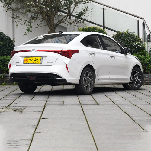 Якія перавагі новых аўтамабіляў?