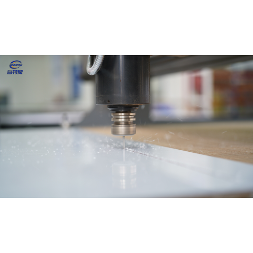 Твердые листы ПК против акрила: техническое сравнение для обоснованных решений