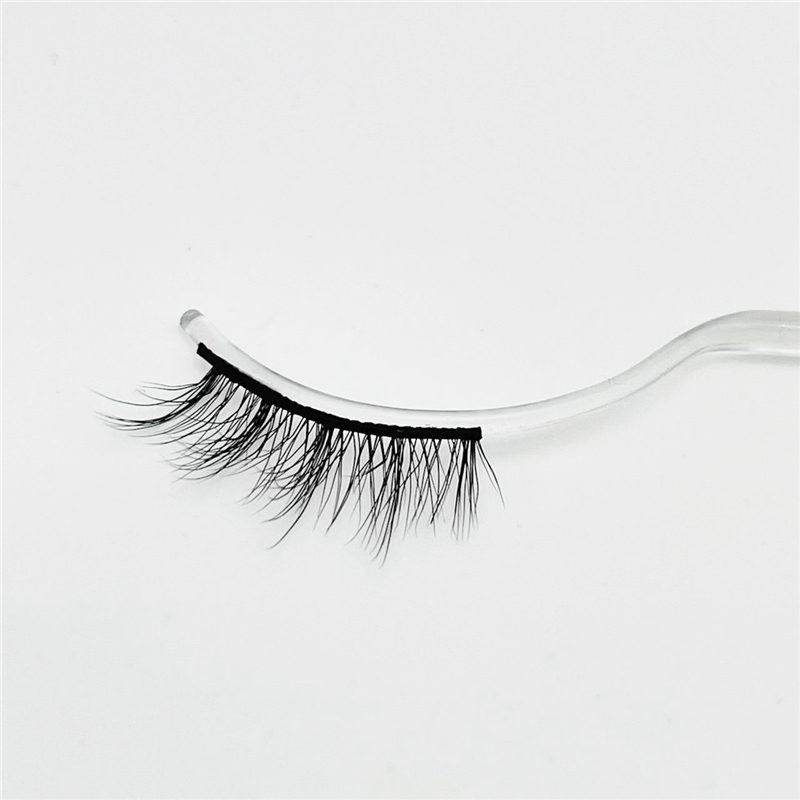 wispy half lashes