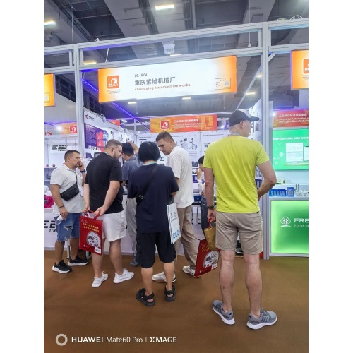 A marcação elétrica, a limpeza a laser pulsado e o equipamento de marcação a laser UV da Chuke Intelligent impressionaram os convidados da Canton Fair!