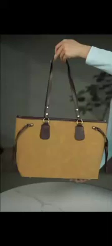 Bear tote bag