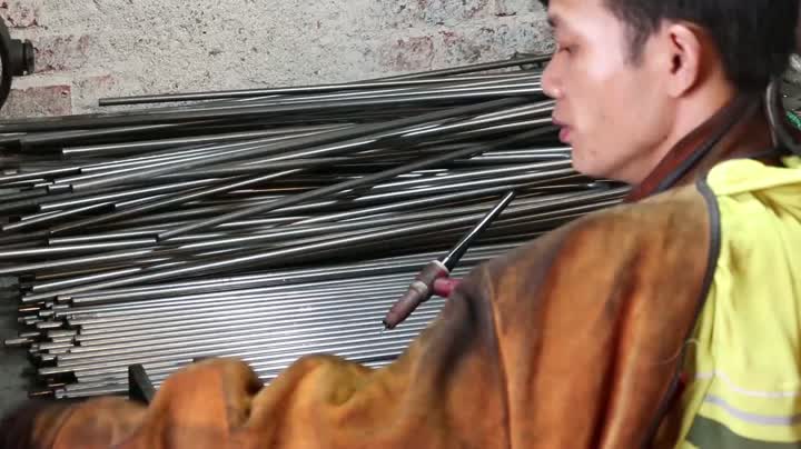 ריתוך רגלי סיכת ראש