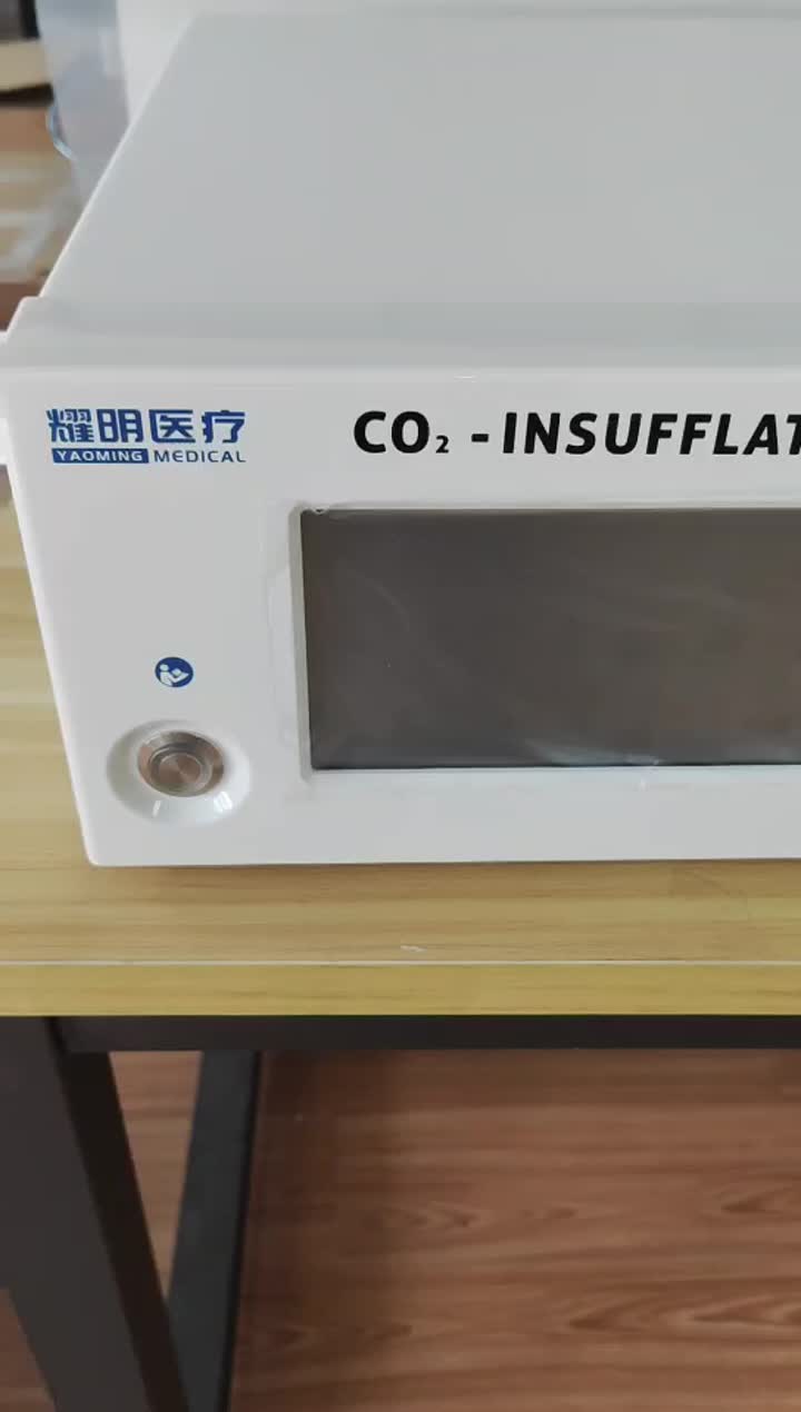 Machine d&#39;insufflation de CO2