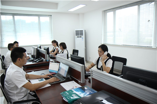 Wenzhou Zhonghuan Packaging Machinery Co.,Ltd