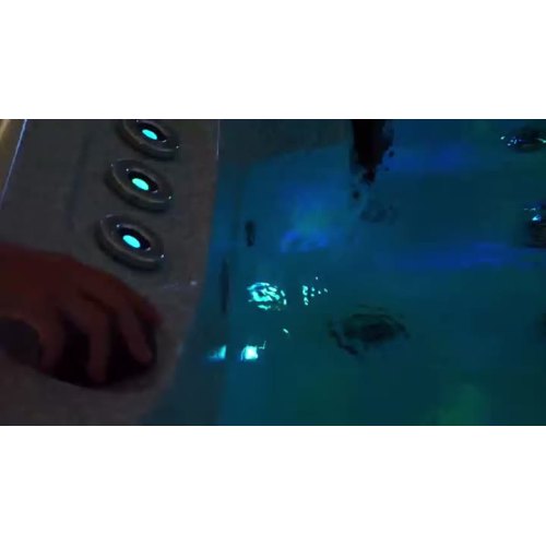 5502  Acrylic Massage Hot Tub
