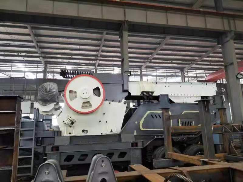 Mobile Crushing Station (Jaw Crusher)