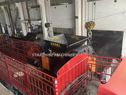 Neue Shredding -Maschine für den Versand.