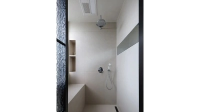 Luxury hotel bathroom suite application