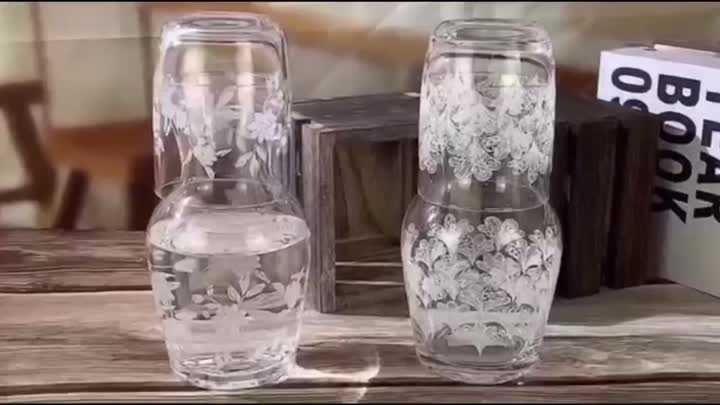 CARAFE DE AGUA DE BARRIDA CON PATRA DE CUCA DE CAPA