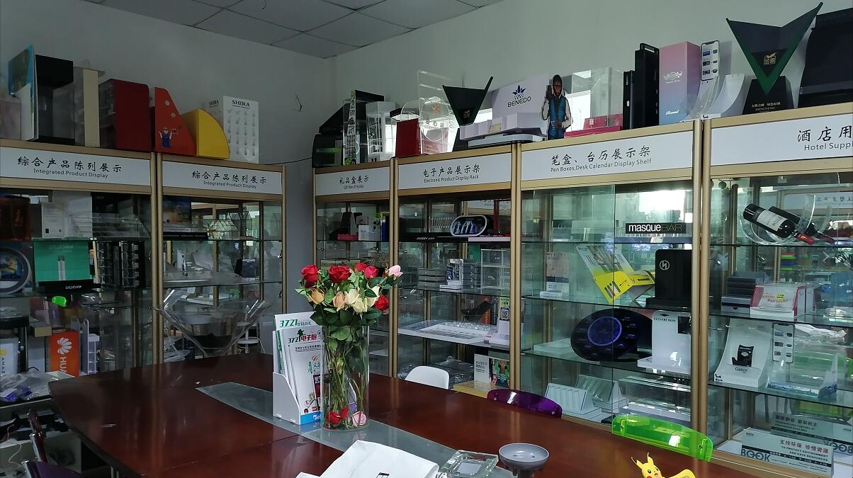 Shenzhen Colorful Cloud Acrylic Products Co., Ltd.