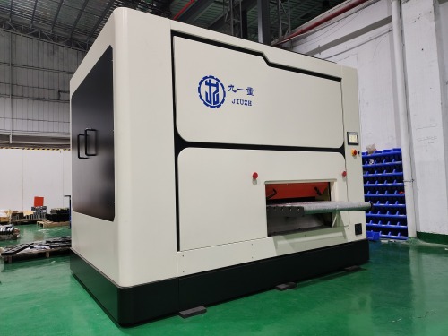 Máquina aplanadora de placas medianas: nivelación de alta eficiencia para aplicaciones industriales