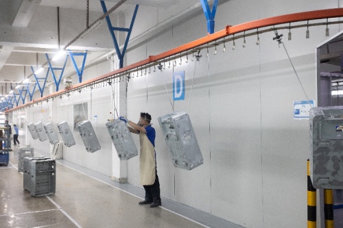 O que é revestimento de spray? Um mergulho profundo no acabamento da superfície industrial