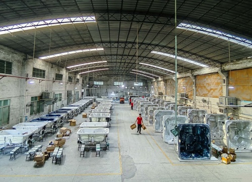 Ako zhodnotiť a vybrať výrobcu vírivky?