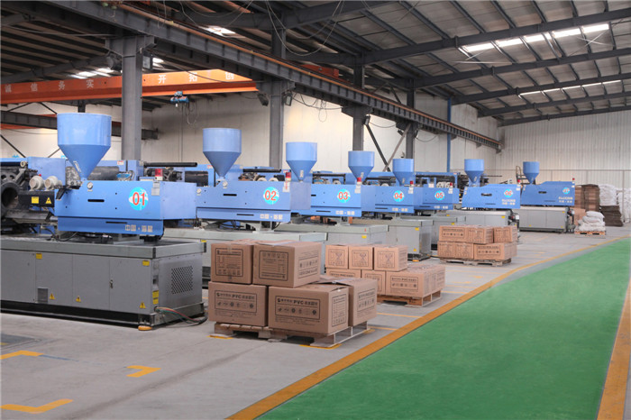 pipe fitting products display