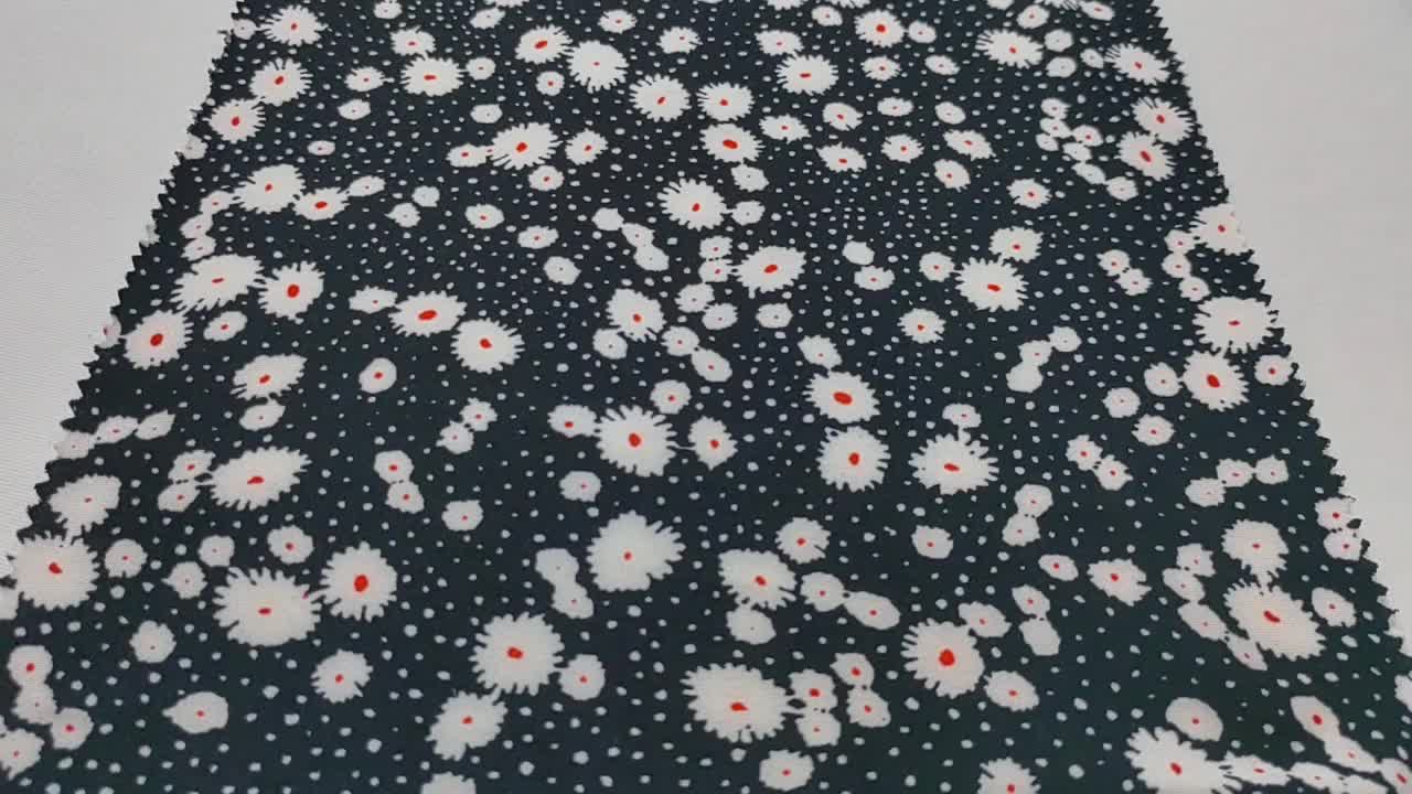 Pequeno padrão de flor bonito adequado para camiseta/vestido de verão impressa em dois laterais pêssego de pêssego de pêssego